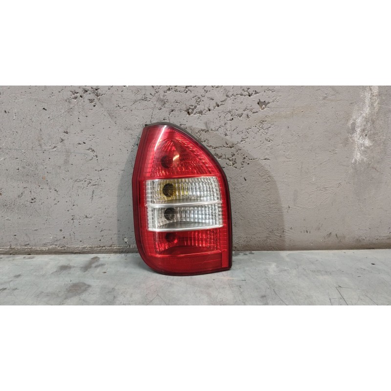 Recambio de piloto trasero izquierdo para opel zafira a elegance referencia OEM IAM 62280  
