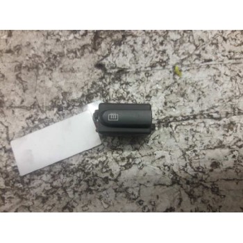 BOTON ANTIVAHO 26488 6 PINS 