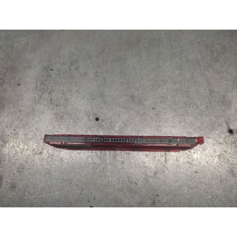 Recambio de luz central de freno para audi a4 ber. (b8) básico referencia OEM IAM 2