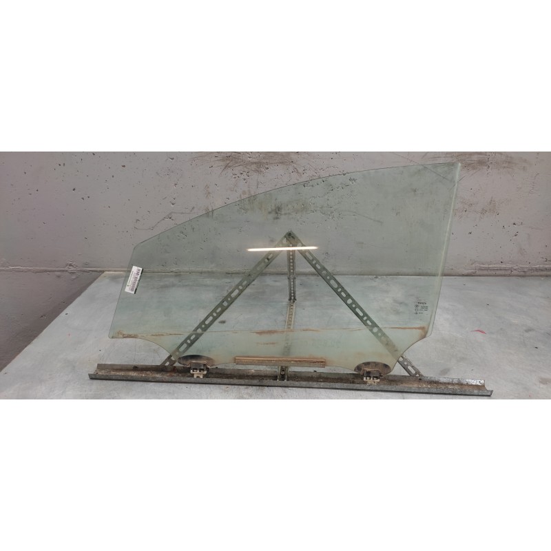 Recambio de luna delantera izquierda para toyota corolla verso (r1) 2.0 d-4d luna referencia OEM IAM