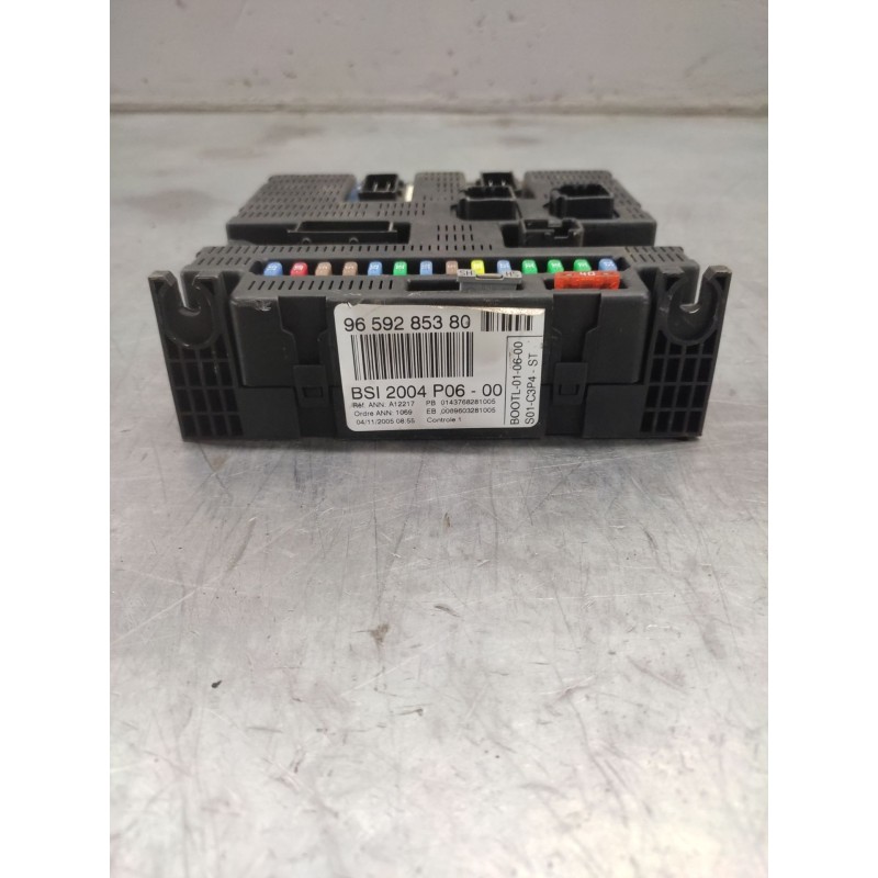 Recambio de caja reles / fusibles para citroën c3 1.1 furio referencia OEM IAM 9659285380  BSI - Granate 2