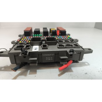 CAJA RELES / FUSIBLES 21714062 