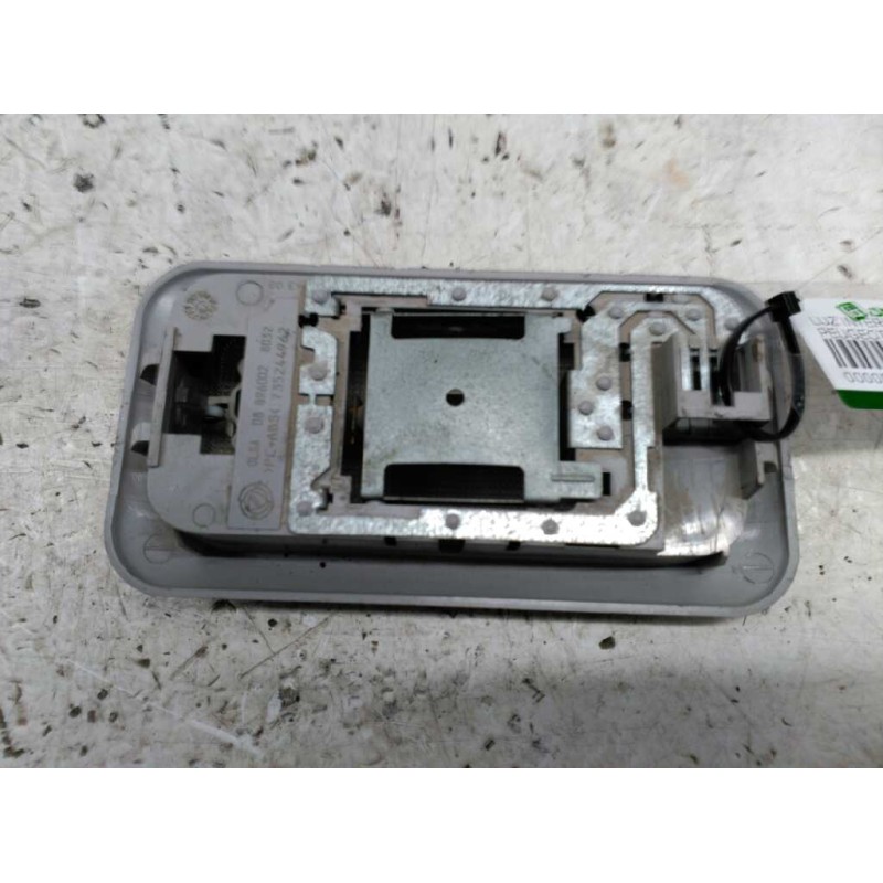 Recambio de luz interior para peugeot boxer furgoneta 2.2 hdi 120 referencia OEM IAM 0884900 - Blanco 3