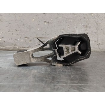SOPORTE MOTOR TRASERO 