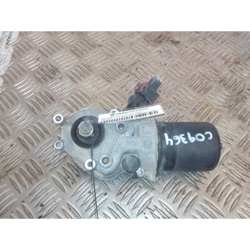Recambio de motor limpia delantero para renault hr 420.18/26 premium 01  fsa 4x2 420.18 larga distancia referencia OEM IAM - Blanco