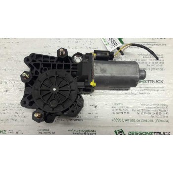 Recambio de motor elevalunas delantero izquierdo para ford fiesta berlina básico referencia OEM IAM 0130821682  