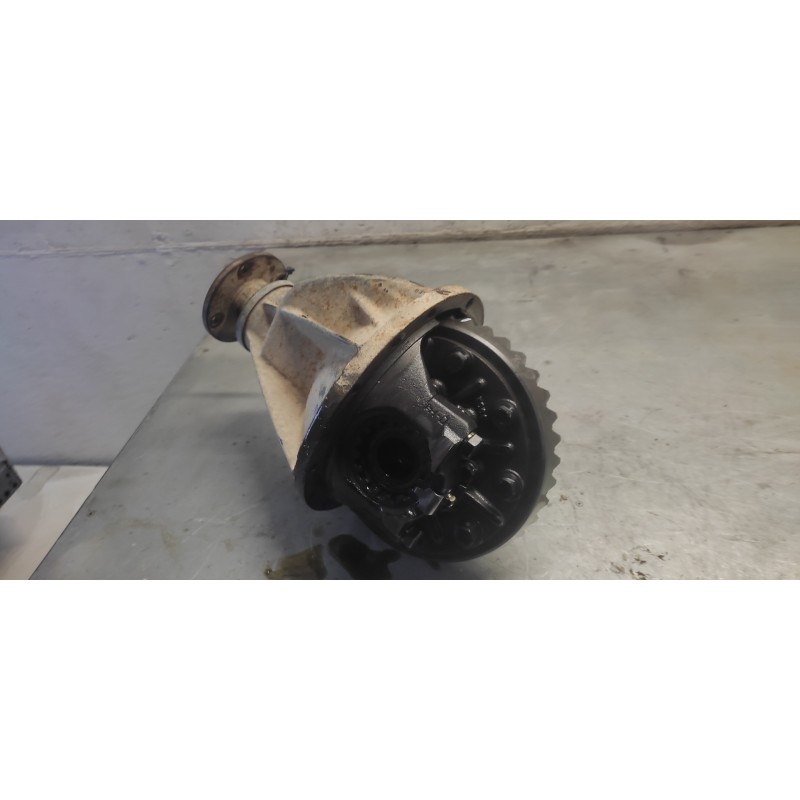 Recambio de grupo para nissan terrano/terrano.ii (r20) referencia OEM IAM  8 X 37 TRASERO 4