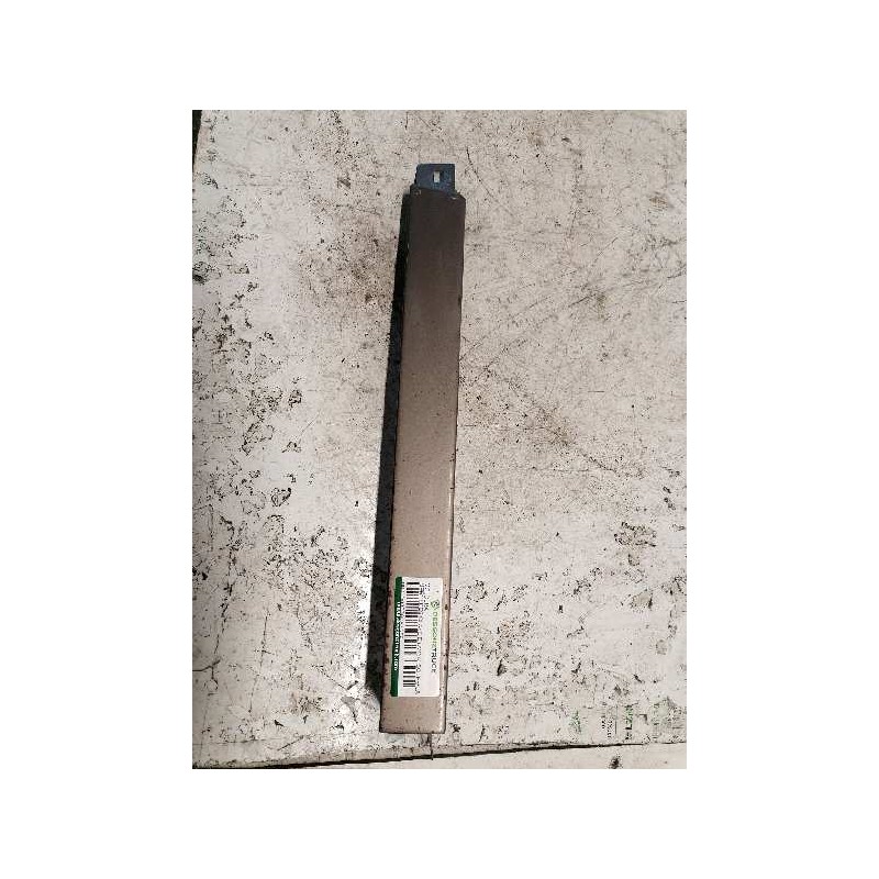 Recambio de moldura para mercedes-benz clase e (w124) coupe/cabrio ce 300 (124.050) referencia OEM IAM   BAJO FARO IZQUIERDO