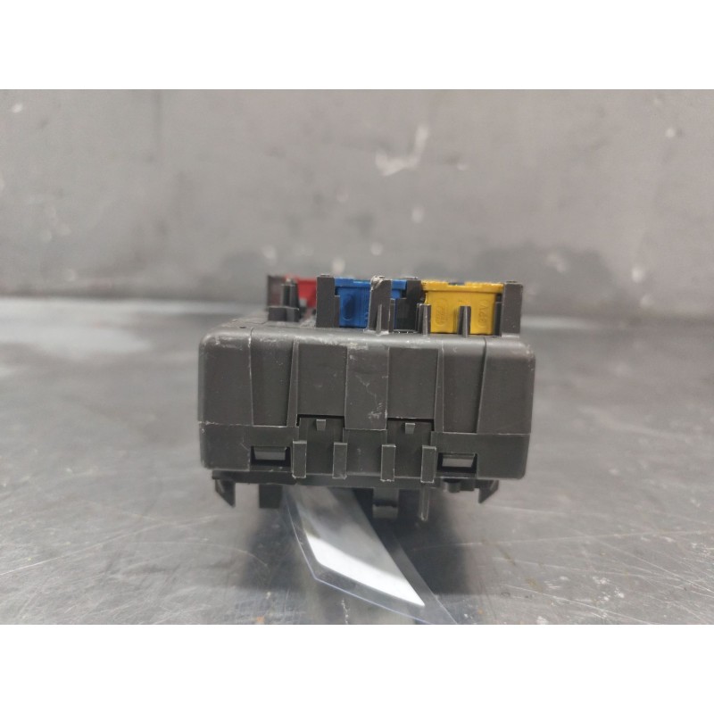 Recambio de caja reles / fusibles para citroën xsara berlina 1.9d image referencia OEM IAM 9637687480 2