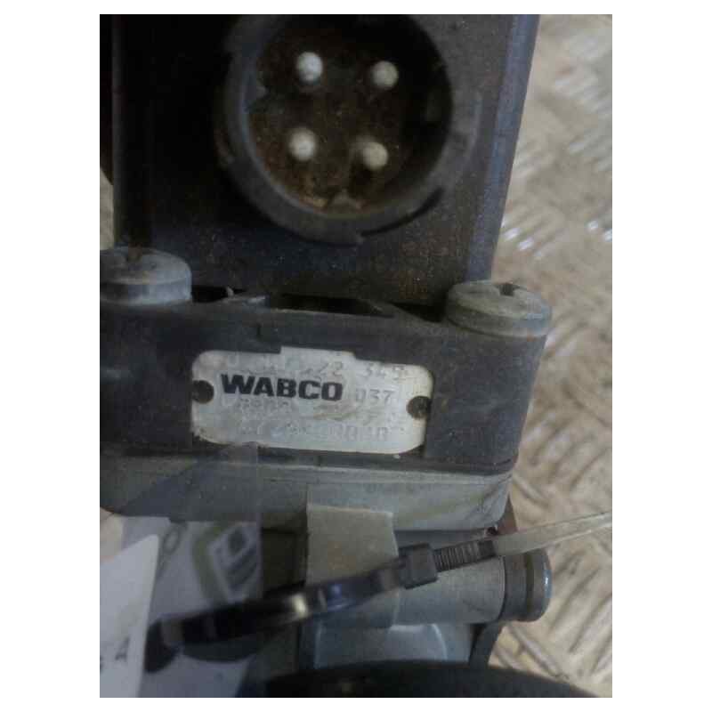 Recambio de valvula aire para renault premium route 2006 fas 4x2 larga distancia referencia OEM IAM 5010422345 4728800010 VALVUL 2