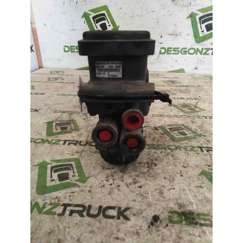 Recambio de valvula aire para volvo fh 500 fg 4x2 low largo (lh1 o l2h1) referencia OEM IAM 21122034 K021203 VALVULA EBS