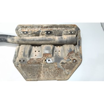 Recambio de soporte guardabarros trasero para scania r i r 440 referencia OEM IAM 2054583 DELANTERO IZQUIERDO