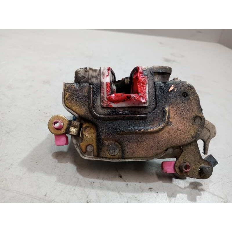 Recambio de cerradura puerta delantera derecha para nissan cabstar e 3.0 diesel referencia OEM IAM - Rojo 2