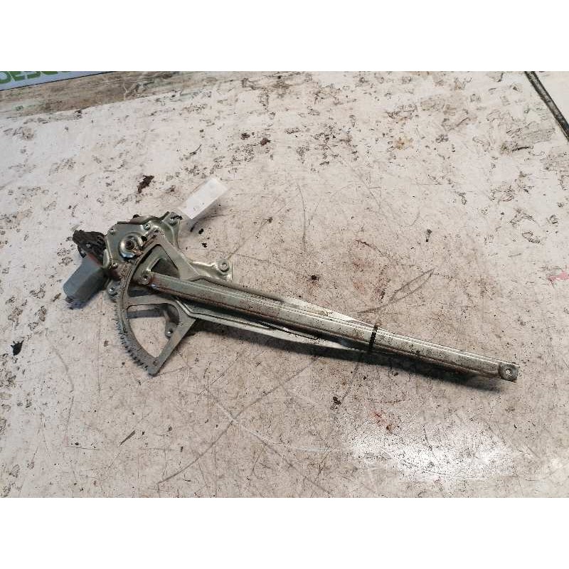 Recambio de elevalunas trasero derecho para toyota prius (nhw20) basis referencia OEM IAM 8571035180 2 PINS 2