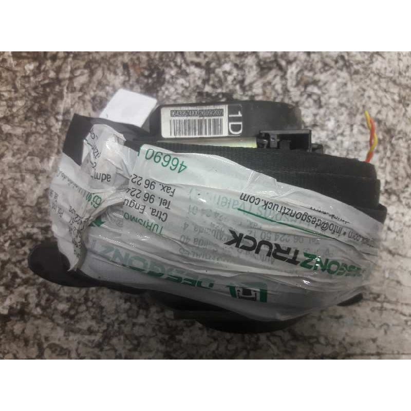 Recambio de cinturon seguridad delantero derecho para peugeot 407 st sport referencia OEM IAM 96439574 2