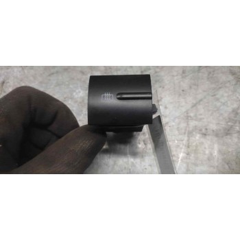 BOTON ANTIVAHO 1M1959621 4 PINS 