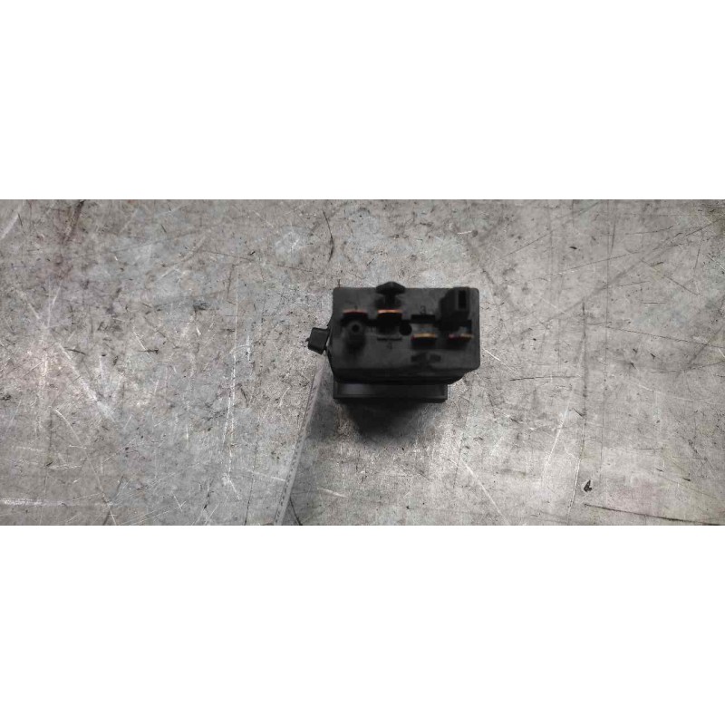 Recambio de boton antivaho para seat toledo (1m2) select referencia OEM IAM 1M1959621 4 PINS - Gris 3