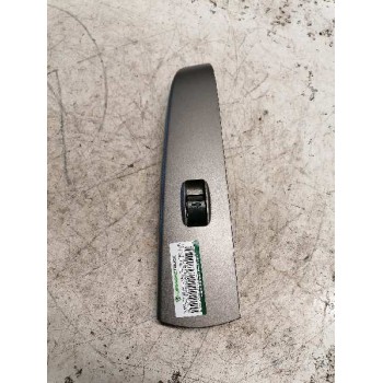 MANDO ELEVALUNAS DELANTERO DERECHO 7423147080 5 PINS 