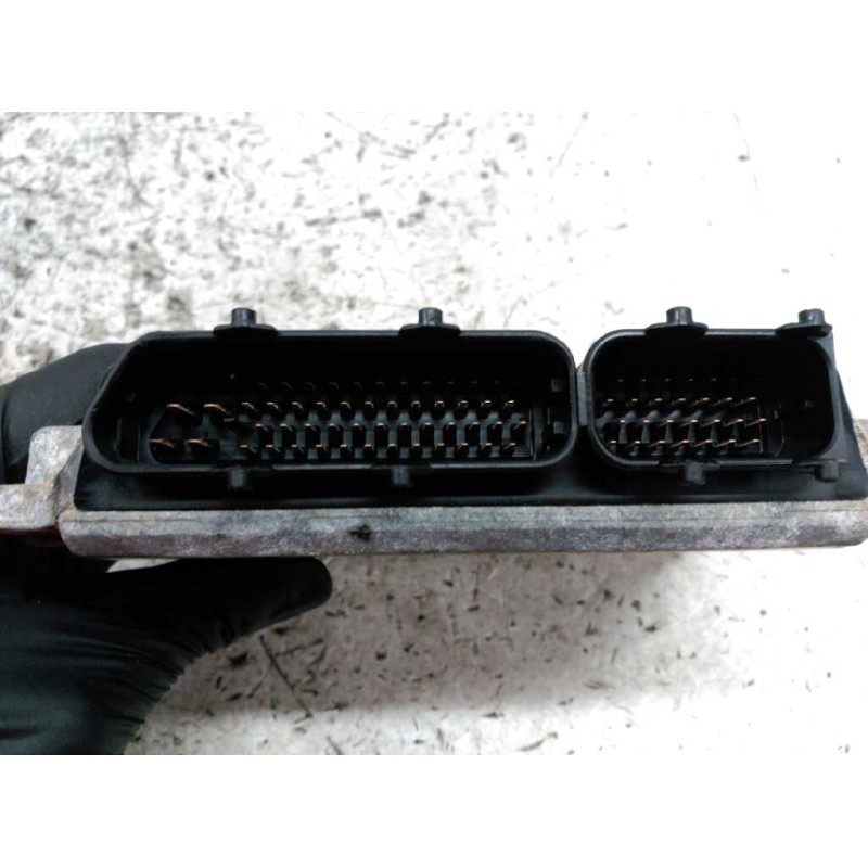 Recambio de centralita motor uce para seat cordoba berlina (6k2) sport referencia OEM IAM 038906018EC - Blanco 3