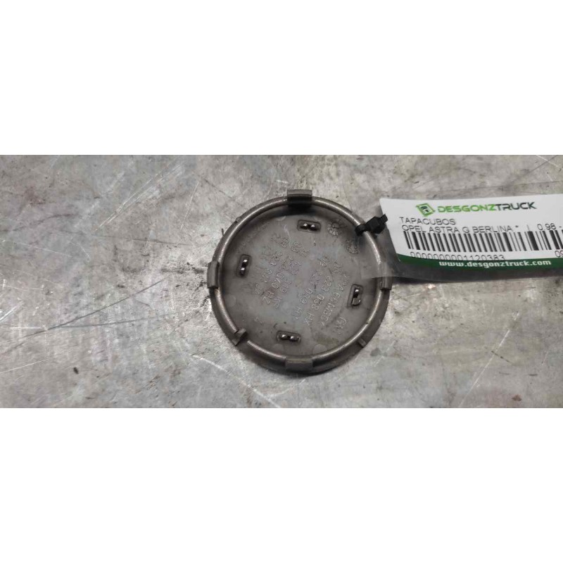 Recambio de tapacubos para opel astra g berlina referencia OEM IAM 09223038HX  