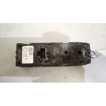 Recambio de mando elevalunas delantero derecho para volvo fm xxx 12.8 diesel referencia OEM IAM 22154240  