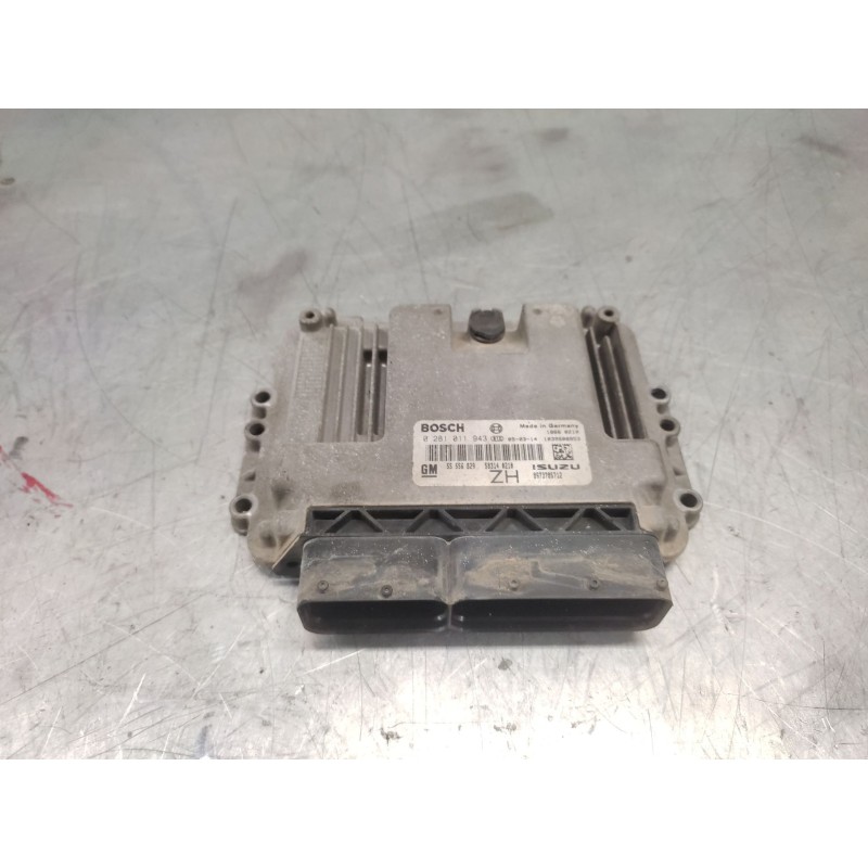 Recambio de centralita motor uce para opel astra h berlina 1.7 16v cdti referencia OEM IAM 281011943  