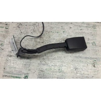 Recambio de enganche de cinturon delantero derecho para volkswagen passat berlina (3c2) advance referencia OEM IAM  DELANTERO 