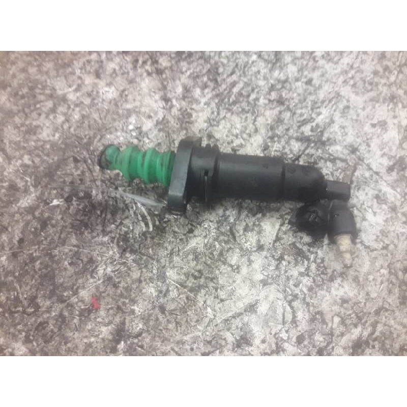 Recambio de bombin embrague para volkswagen t4 transporter/furgoneta (mod. 1991) combi referencia OEM IAM 1J0721261D 2
