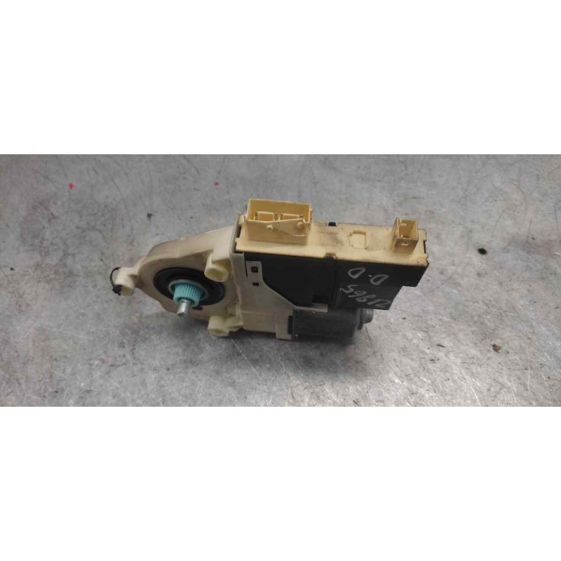 Recambio de motor elevalunas delantero derecho para citroën c4 coupe vtr plus referencia OEM IAM 996388101 - Negro 3