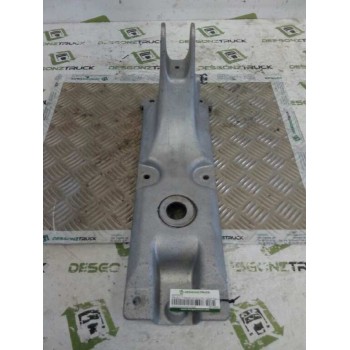 Recambio de soporte para renault premium route 2006 fas 4x2 larga distancia referencia OEM IAM 5010552371  