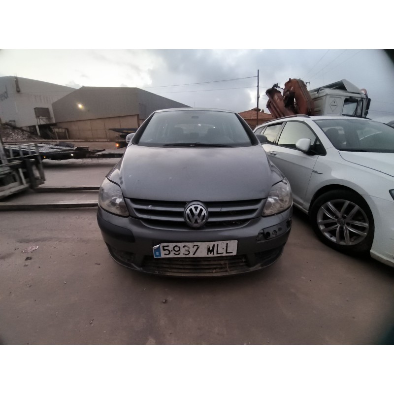 volkswagen golf plus v (5m1, 521) del año 2023