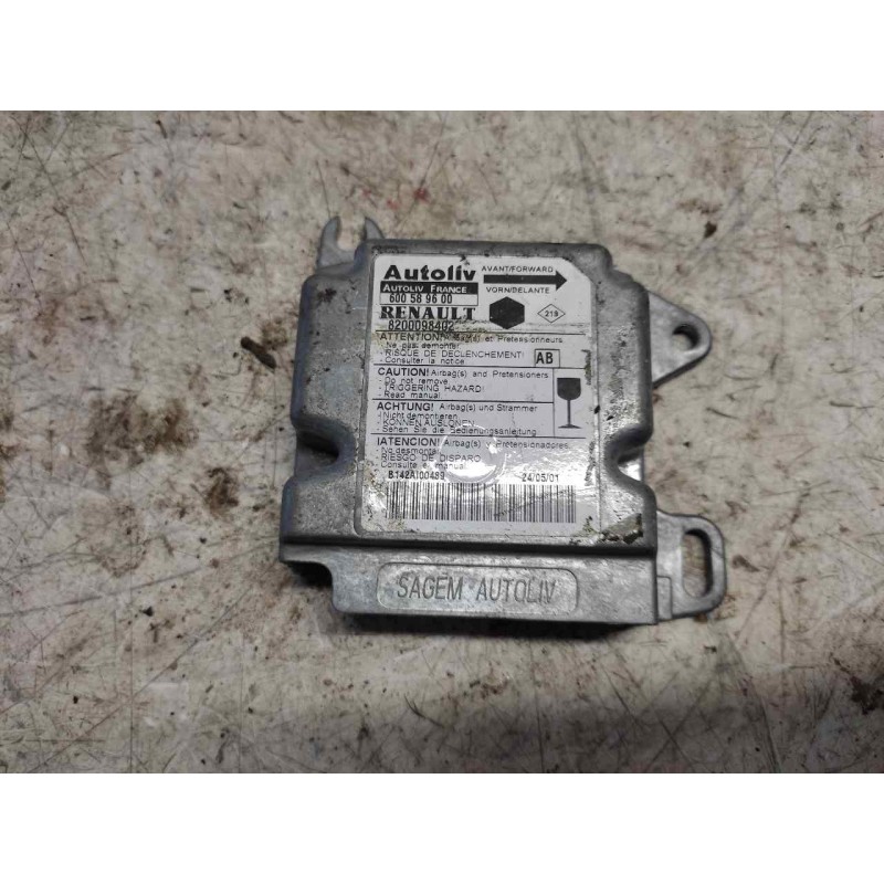 Recambio de centralita airbag para renault kangoo (f/kc0) 1.9 dti diesel referencia OEM IAM 8200098402 600589600 