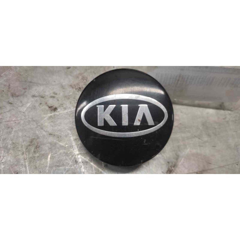 Recambio de tapacubos para kia sorento referencia OEM IAM 529602F000 2