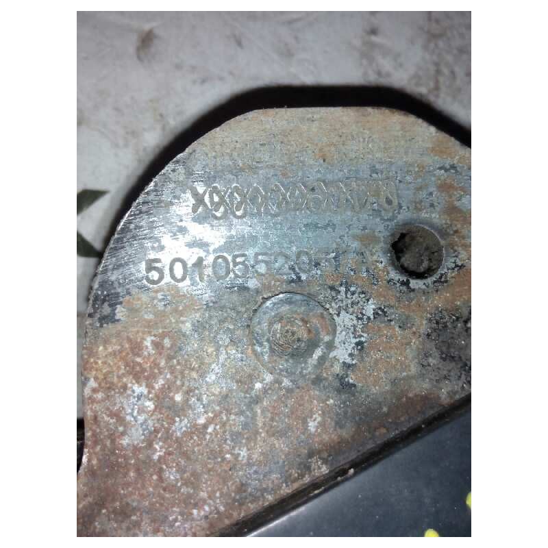 Recambio de cierre cabina izquierdo para renault hr 420.18/26 premium 01  fsa 4x2 420.18 larga distancia referencia OEM IAM 5010 - Blanco 2