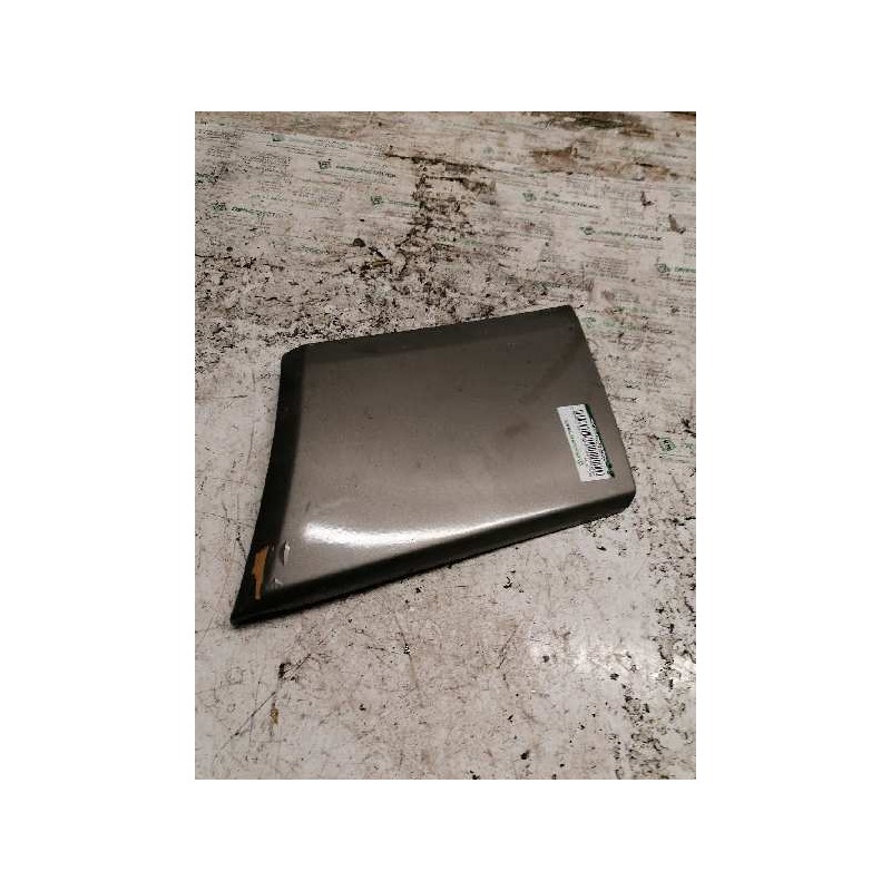 Recambio de moldura para mercedes-benz clase c (w201) berlina 1.8 cat referencia OEM IAM   ALETA DELANTERA DERECHA 2