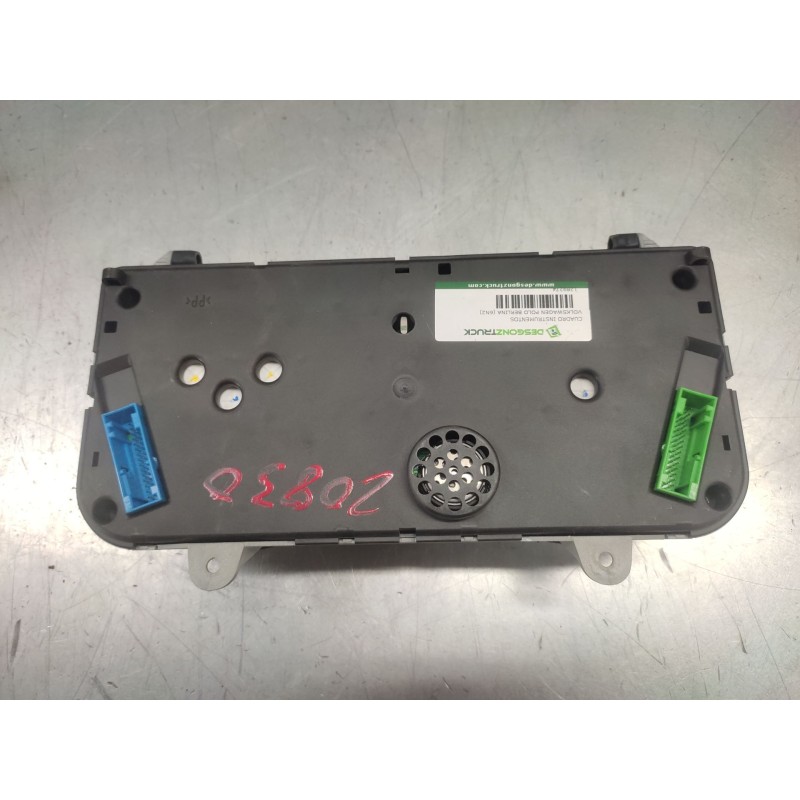 Recambio de cuadro instrumentos para volkswagen polo berlina (6n2) trendline referencia OEM IAM - Blanco 2