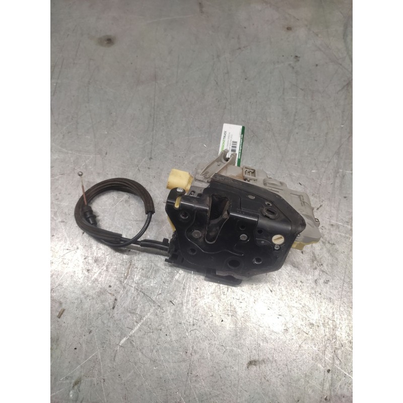 Recambio de cerradura puerta trasera derecha para volkswagen passat berlina (3c2) advance referencia OEM IAM 3C4839016A  7 PINS