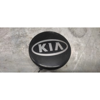 Recambio de tapacubos para kia sorento referencia OEM IAM 529602F000  