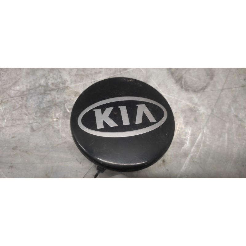 Recambio de tapacubos para kia sorento referencia OEM IAM 529602F000 3