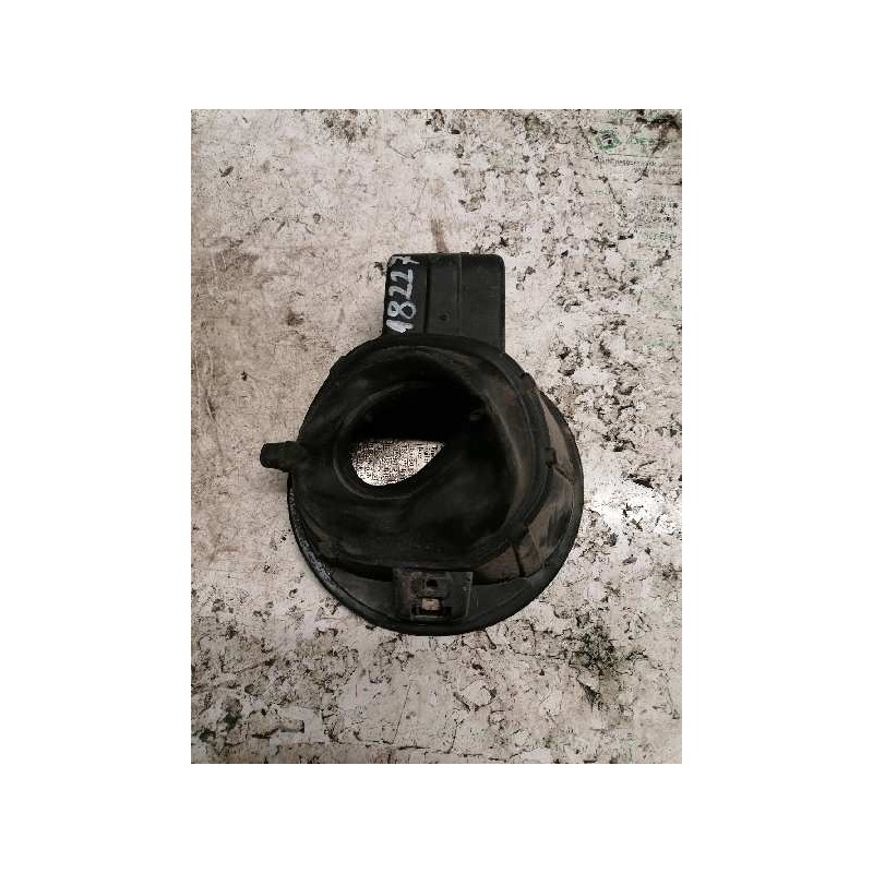 Recambio de tapa exterior combustible para skoda fabia (6y2/6y3) attractive referencia OEM IAM - Blanco 2