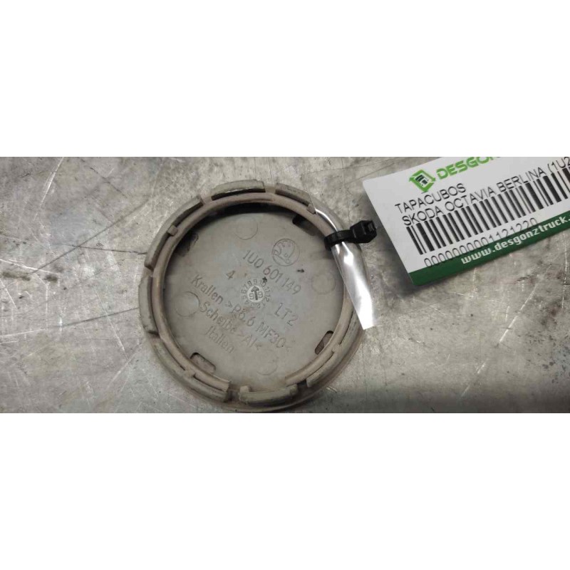 Recambio de tapacubos para skoda octavia berlina (1u2) referencia OEM IAM 1U0601149 2