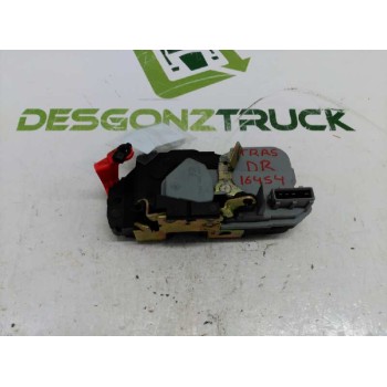 Recambio de cerradura puerta trasera derecha para citroën xsara berlina 1.6i 16v exclusive referencia OEM IAM 913884  
