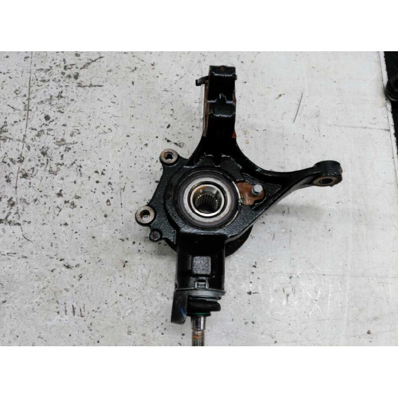 Recambio de mangueta delantera derecha para peugeot 307 berlina (s2) xt referencia OEM IAM 2
