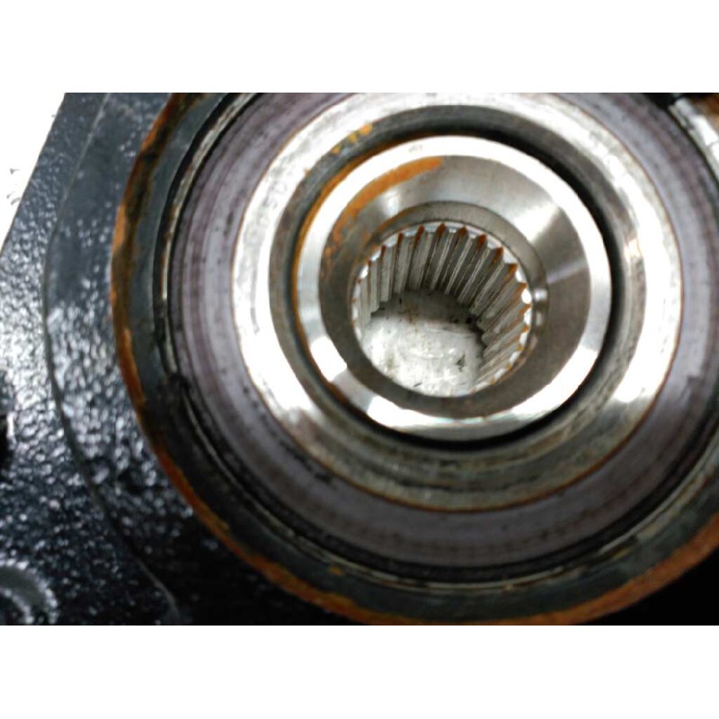 Recambio de mangueta delantera derecha para peugeot 307 berlina (s2) xt referencia OEM IAM 3