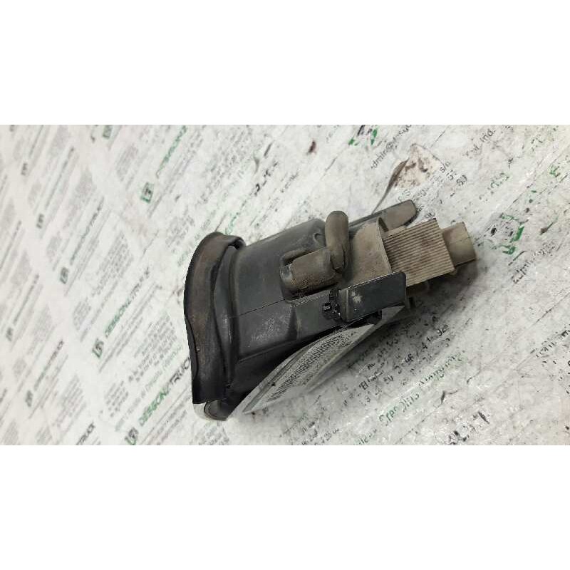 Recambio de faro derecho para renault 9 c referencia OEM IAM 2