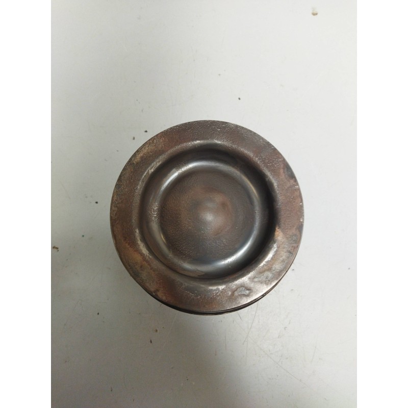 Recambio de piston para volvo fh 500 fg 4x2 low corto referencia OEM IAM 22106875 2