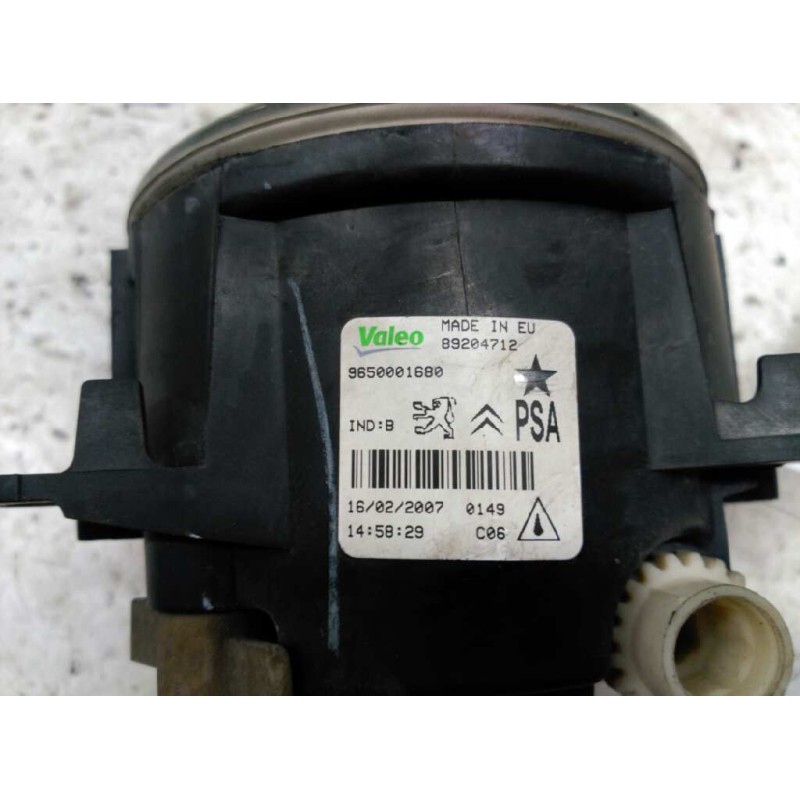 Recambio de faro antiniebla derecho para peugeot 307 berlina (s2) xt referencia OEM IAM 9650001680 2