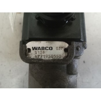 Recambio de valvula aire para iveco eurocargo 05.03  3.9 diesel referencia OEM IAM 4721950550  MODULADOR ABS