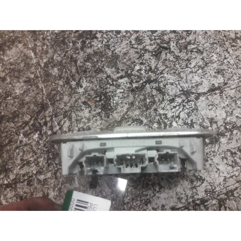 Recambio de luz interior para peugeot 407 st sport referencia OEM IAM  2/4/2 PINS DELANTERA 2