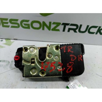 Recambio de cerradura puerta trasera derecha para peugeot 406 berlina (s1/s2) srdt referencia OEM IAM 913870  